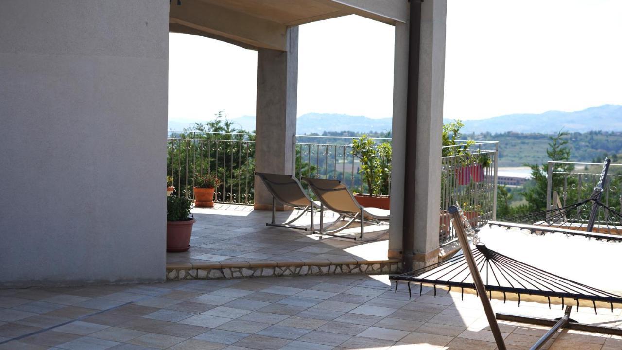 Enna Villa Del Sole E Delle Stelle ภายนอก รูปภาพ