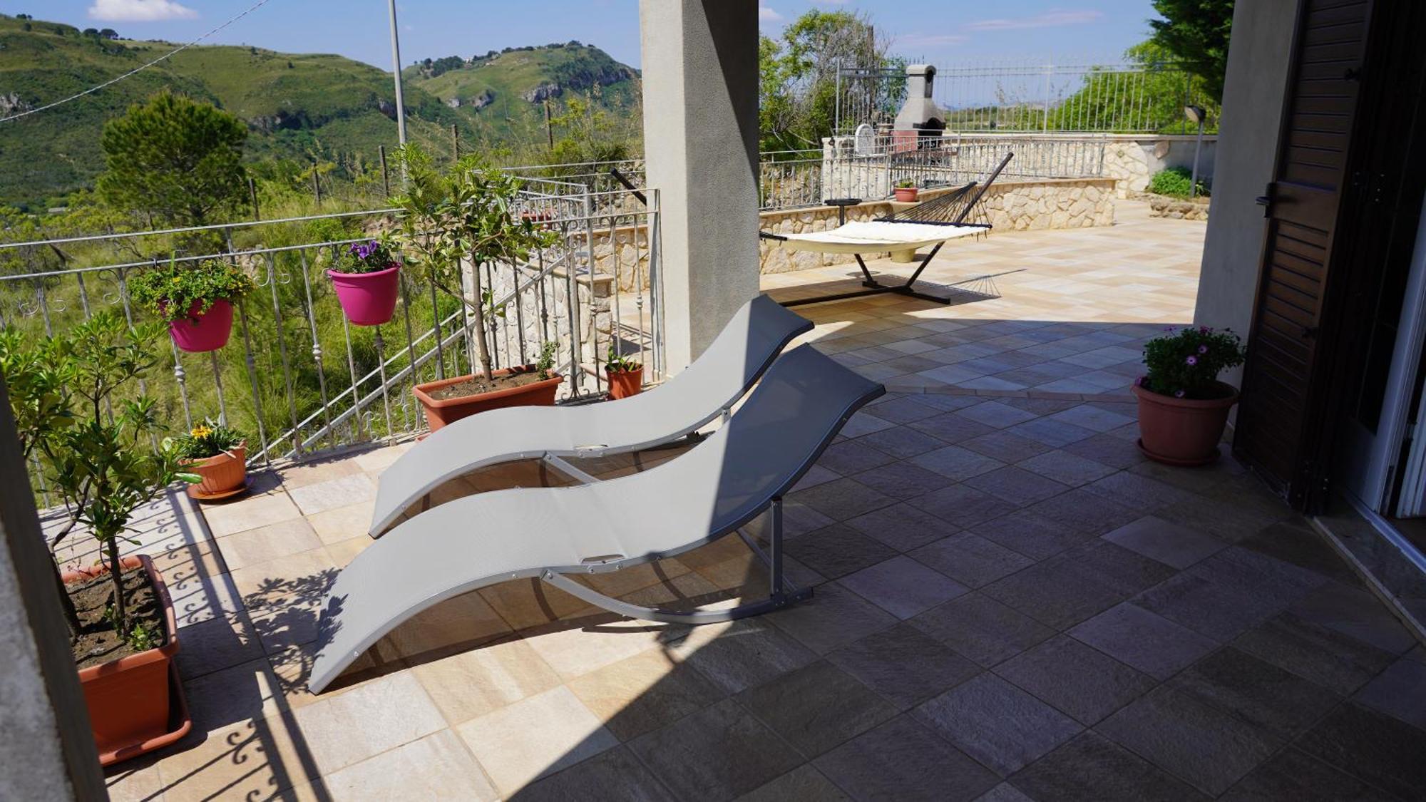 Enna Villa Del Sole E Delle Stelle ภายนอก รูปภาพ
