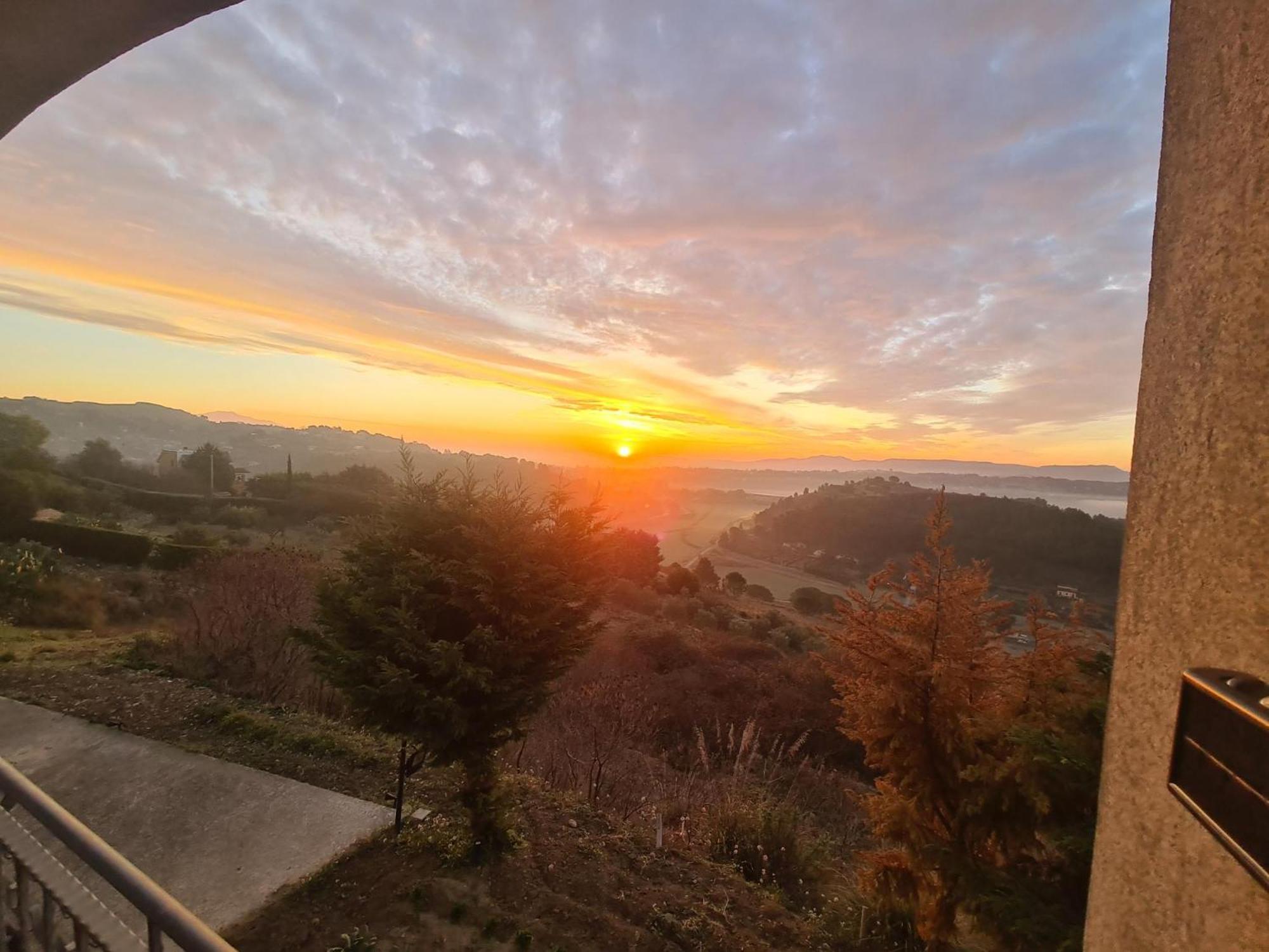 Enna Villa Del Sole E Delle Stelle ภายนอก รูปภาพ